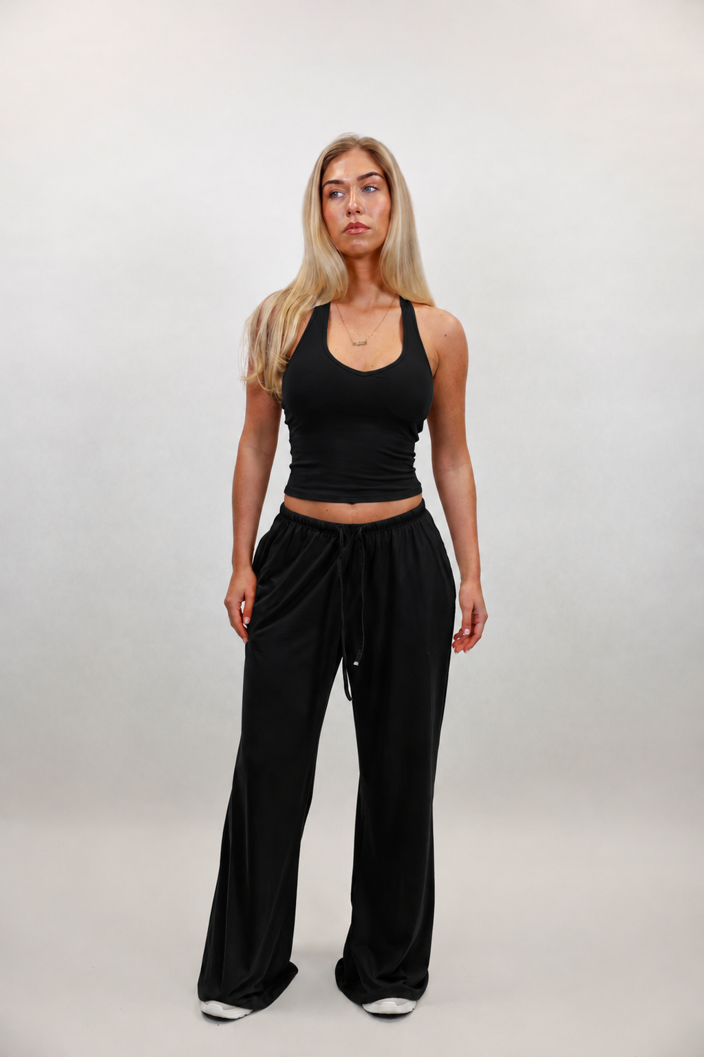 Renx Motion - Black 2 Piece Set